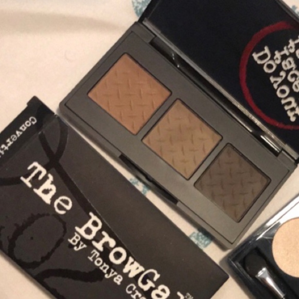 Wet Dry Convertible Powder & Pomade Duo